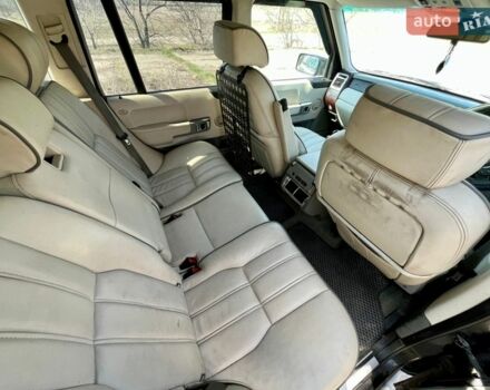 Чорний Ленд Ровер Рендж Ровер, об'ємом двигуна 3 л та пробігом 300 тис. км за 3000 $, фото 4 на Automoto.ua