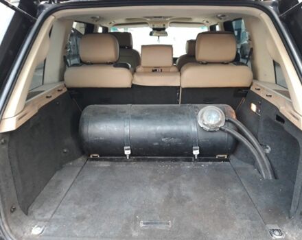 Черный Ленд Ровер Рендж Ровер, объемом двигателя 4.4 л и пробегом 230 тыс. км за 4250 $, фото 7 на Automoto.ua