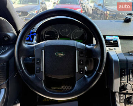 Черный Ленд Ровер Рендж Ровер, объемом двигателя 2.72 л и пробегом 287 тыс. км за 11800 $, фото 16 на Automoto.ua