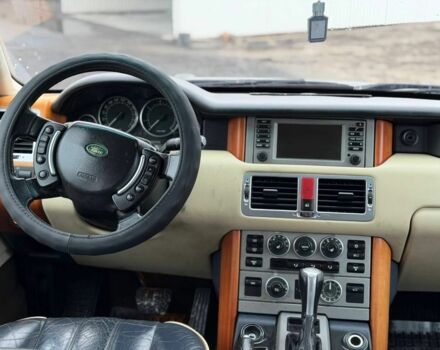 Черный Ленд Ровер Рендж Ровер, объемом двигателя 3 л и пробегом 303 тыс. км за 4999 $, фото 4 на Automoto.ua