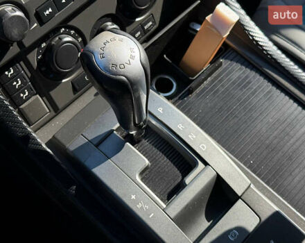 Черный Ленд Ровер Рендж Ровер, объемом двигателя 2.72 л и пробегом 287 тыс. км за 11800 $, фото 11 на Automoto.ua