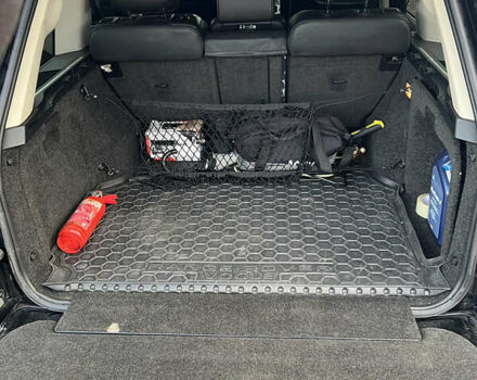 Черный Ленд Ровер Рендж Ровер, объемом двигателя 4.2 л и пробегом 205 тыс. км за 9999 $, фото 16 на Automoto.ua