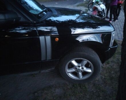 Черный Ленд Ровер Рендж Ровер, объемом двигателя 3 л и пробегом 340 тыс. км за 9000 $, фото 7 на Automoto.ua