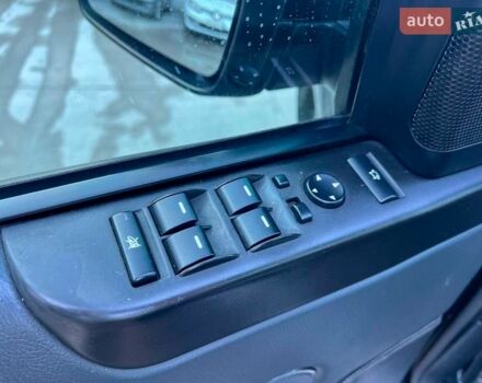 Черный Ленд Ровер Рендж Ровер, объемом двигателя 4.4 л и пробегом 282 тыс. км за 12590 $, фото 16 на Automoto.ua