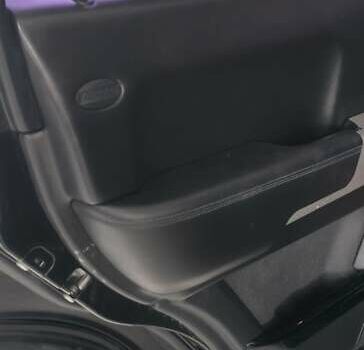 Чорний Ленд Ровер Рендж Ровер, об'ємом двигуна 4.2 л та пробігом 220 тис. км за 10000 $, фото 15 на Automoto.ua