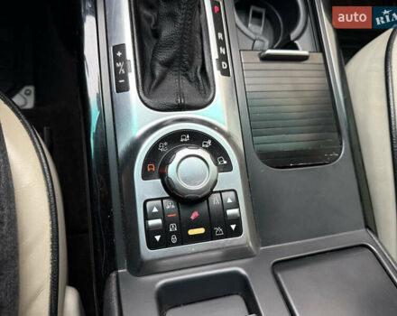 Чорний Ленд Ровер Рендж Ровер, об'ємом двигуна 4.2 л та пробігом 266 тис. км за 12500 $, фото 13 на Automoto.ua