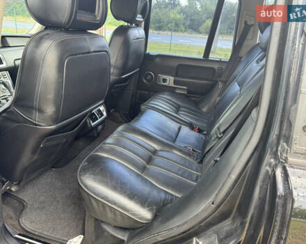 Черный Ленд Ровер Рендж Ровер, объемом двигателя 4.2 л и пробегом 180 тыс. км за 8900 $, фото 8 на Automoto.ua