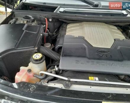 Черный Ленд Ровер Рендж Ровер, объемом двигателя 4.2 л и пробегом 325 тыс. км за 8200 $, фото 7 на Automoto.ua