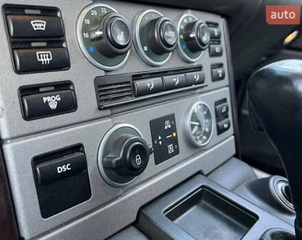 Чорний Ленд Ровер Рендж Ровер, об'ємом двигуна 4.2 л та пробігом 320 тис. км за 7300 $, фото 16 на Automoto.ua