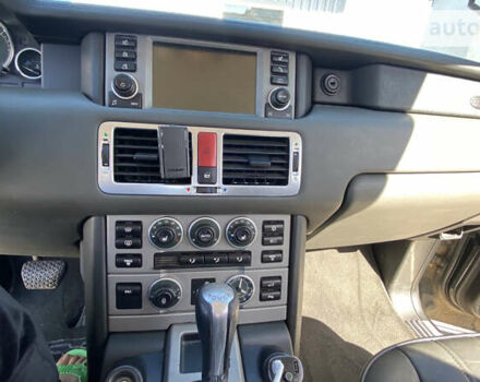 Черный Ленд Ровер Рендж Ровер, объемом двигателя 2.93 л и пробегом 415 тыс. км за 10200 $, фото 7 на Automoto.ua