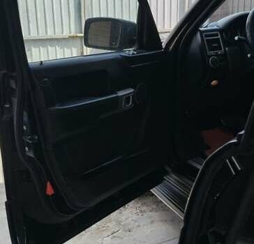 Чорний Ленд Ровер Рендж Ровер, об'ємом двигуна 4.2 л та пробігом 220 тис. км за 10000 $, фото 13 на Automoto.ua