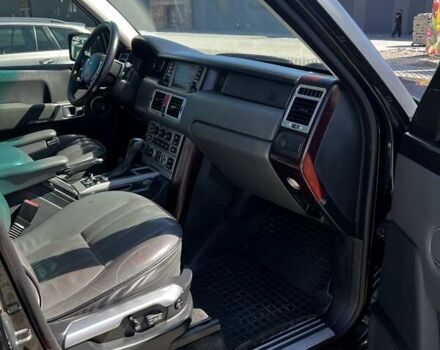 Ленд Ровер Рендж Ровер 2006 у Хмельницькому на Automoto.ua Чорний Ленд Ровер Рендж Ровер, об'ємом двигуна 4.4 л та пробігом 160 тис. км за 10000 $, фото 15 на Automoto.ua