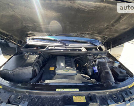 Черный Ленд Ровер Рендж Ровер, объемом двигателя 2.93 л и пробегом 415 тыс. км за 10200 $, фото 2 на Automoto.ua