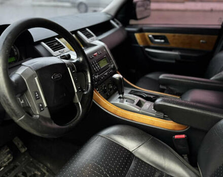 Чорний Ленд Ровер Рендж Ровер, об'ємом двигуна 4.2 л та пробігом 355 тис. км за 8999 $, фото 9 на Automoto.ua