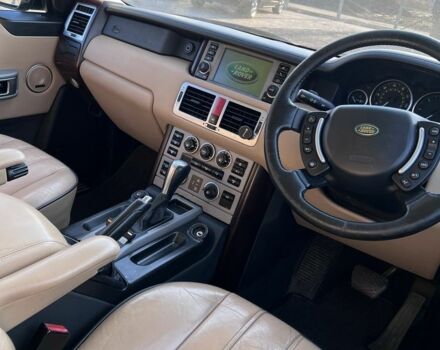 Чорний Ленд Ровер Рендж Ровер, об'ємом двигуна 3 л та пробігом 290 тис. км за 4000 $, фото 14 на Automoto.ua