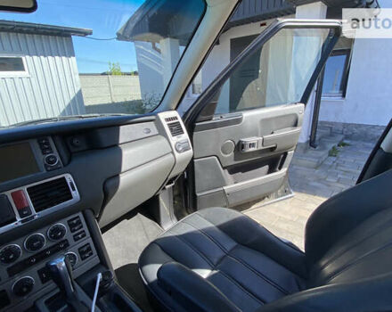 Черный Ленд Ровер Рендж Ровер, объемом двигателя 2.93 л и пробегом 415 тыс. км за 10200 $, фото 6 на Automoto.ua