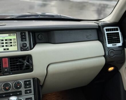 Чорний Ленд Ровер Рендж Ровер, об'ємом двигуна 3 л та пробігом 200 тис. км за 5750 $, фото 14 на Automoto.ua