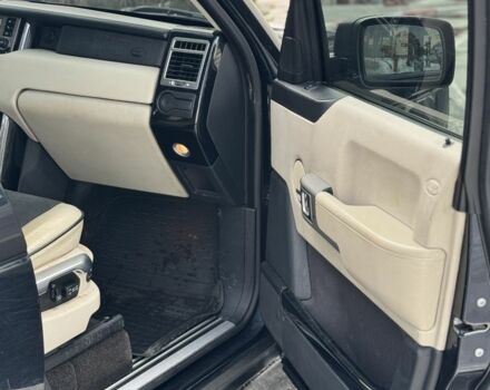 Чорний Ленд Ровер Рендж Ровер, об'ємом двигуна 3 л та пробігом 200 тис. км за 5750 $, фото 7 на Automoto.ua