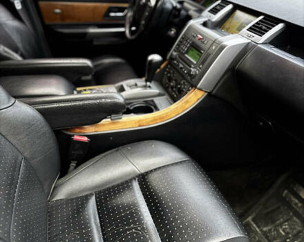 Чорний Ленд Ровер Рендж Ровер, об'ємом двигуна 4.2 л та пробігом 355 тис. км за 7499 $, фото 12 на Automoto.ua