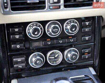 Чорний Ленд Ровер Рендж Ровер, об'ємом двигуна 3.6 л та пробігом 385 тис. км за 13500 $, фото 33 на Automoto.ua