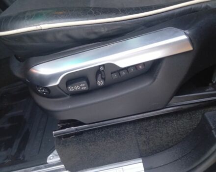 Черный Ленд Ровер Рендж Ровер, объемом двигателя 4.2 л и пробегом 280 тыс. км за 10500 $, фото 15 на Automoto.ua