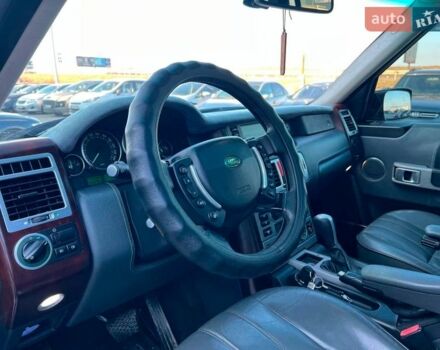 Черный Ленд Ровер Рендж Ровер, объемом двигателя 4.4 л и пробегом 282 тыс. км за 12590 $, фото 17 на Automoto.ua