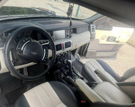 Черный Ленд Ровер Рендж Ровер, объемом двигателя 4.2 л и пробегом 300 тыс. км за 9499 $, фото 9 на Automoto.ua