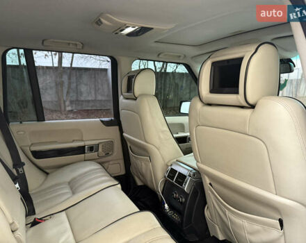 Чорний Ленд Ровер Рендж Ровер, об'ємом двигуна 4.2 л та пробігом 266 тис. км за 12500 $, фото 34 на Automoto.ua