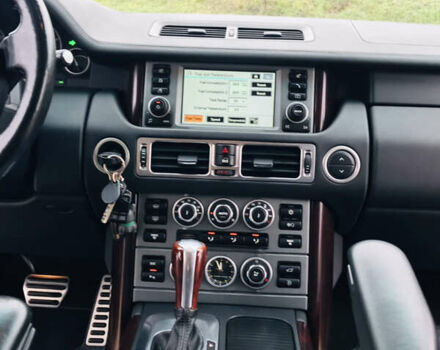 Чорний Ленд Ровер Рендж Ровер, об'ємом двигуна 4.2 л та пробігом 146 тис. км за 15000 $, фото 20 на Automoto.ua