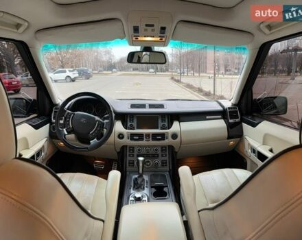 Черный Ленд Ровер Рендж Ровер, объемом двигателя 4.2 л и пробегом 178 тыс. км за 13000 $, фото 17 на Automoto.ua