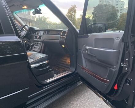 Чорний Ленд Ровер Рендж Ровер, об'ємом двигуна 4.4 л та пробігом 485 тис. км за 9990 $, фото 12 на Automoto.ua