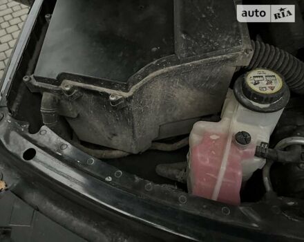 Черный Ленд Ровер Рендж Ровер, объемом двигателя 4.2 л и пробегом 190 тыс. км за 12000 $, фото 45 на Automoto.ua