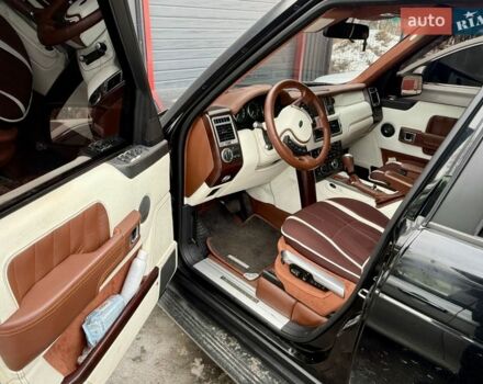 Черный Ленд Ровер Рендж Ровер, объемом двигателя 4.39 л и пробегом 110 тыс. км за 5900 $, фото 6 на Automoto.ua