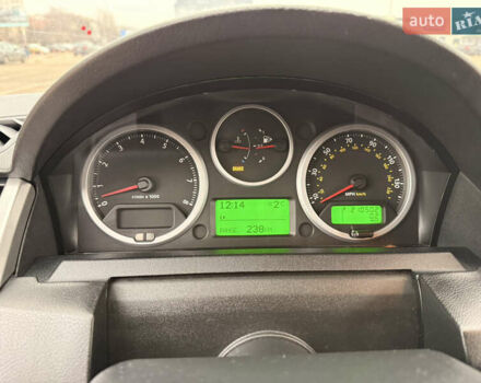 Чорний Ленд Ровер Рендж Ровер, об'ємом двигуна 4.2 л та пробігом 210 тис. км за 9900 $, фото 18 на Automoto.ua