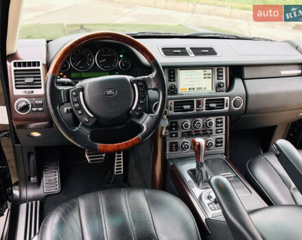 Чорний Ленд Ровер Рендж Ровер, об'ємом двигуна 4.2 л та пробігом 146 тис. км за 15000 $, фото 15 на Automoto.ua