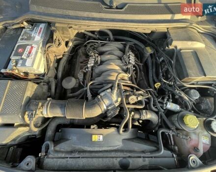 Черный Ленд Ровер Рендж Ровер, объемом двигателя 4.4 л и пробегом 186 тыс. км за 13000 $, фото 19 на Automoto.ua