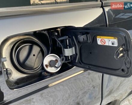Чорний Ленд Ровер Рендж Ровер, об'ємом двигуна 4.2 л та пробігом 238 тис. км за 11000 $, фото 12 на Automoto.ua