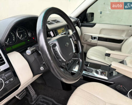 Чорний Ленд Ровер Рендж Ровер, об'ємом двигуна 4.2 л та пробігом 266 тис. км за 8350 $, фото 25 на Automoto.ua