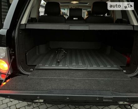 Черный Ленд Ровер Рендж Ровер, объемом двигателя 4.2 л и пробегом 190 тыс. км за 12000 $, фото 31 на Automoto.ua