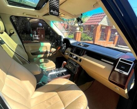 Чорний Ленд Ровер Рендж Ровер, об'ємом двигуна 4.4 л та пробігом 205 тис. км за 9990 $, фото 8 на Automoto.ua