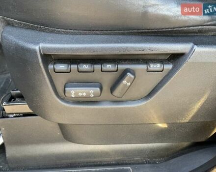 Черный Ленд Ровер Рендж Ровер, объемом двигателя 4.4 л и пробегом 186 тыс. км за 13000 $, фото 24 на Automoto.ua