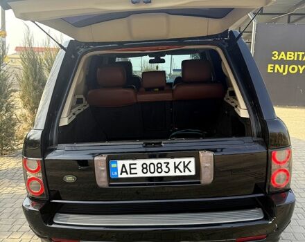 Чорний Ленд Ровер Рендж Ровер, об'ємом двигуна 4.2 л та пробігом 271 тис. км за 15000 $, фото 9 на Automoto.ua