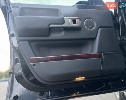 Черный Ленд Ровер Рендж Ровер, объемом двигателя 4.4 л и пробегом 495 тыс. км за 9990 $, фото 13 на Automoto.ua