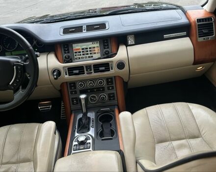 Ленд Ровер Рендж Ровер 2007 у Борисполе на Automoto.ua Чорний Ленд Ровер Рендж Ровер, об'ємом двигуна 4.2 л та пробігом 320 тис. км за 9500 $, фото 12 на Automoto.ua