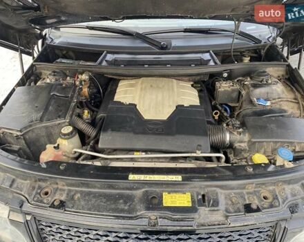 Чорний Ленд Ровер Рендж Ровер, об'ємом двигуна 4.2 л та пробігом 238 тис. км за 11000 $, фото 44 на Automoto.ua