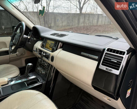 Чорний Ленд Ровер Рендж Ровер, об'ємом двигуна 4.2 л та пробігом 266 тис. км за 7350 $, фото 19 на Automoto.ua