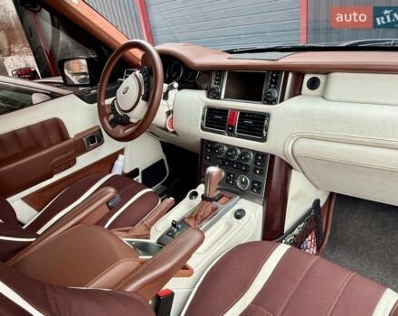 Черный Ленд Ровер Рендж Ровер, объемом двигателя 4.39 л и пробегом 110 тыс. км за 5900 $, фото 12 на Automoto.ua