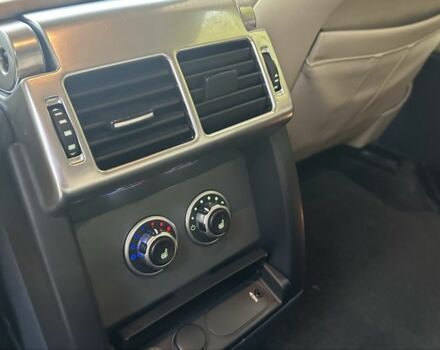 Ленд Ровер Рендж Ровер 2007 у Борисполе на Automoto.ua Чорний Ленд Ровер Рендж Ровер, об'ємом двигуна 4.2 л та пробігом 320 тис. км за 9500 $, фото 6 на Automoto.ua