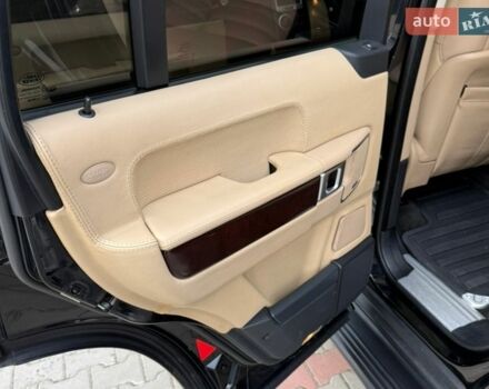 Черный Ленд Ровер Рендж Ровер, объемом двигателя 4.2 л и пробегом 408 тыс. км за 11700 $, фото 38 на Automoto.ua