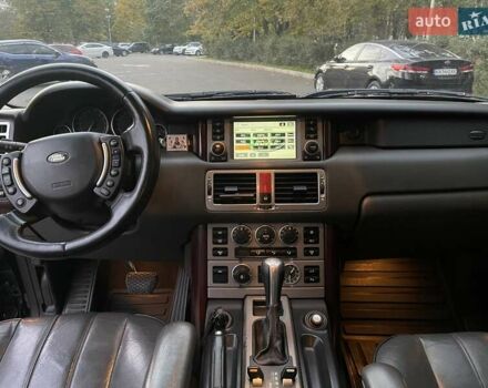 Черный Ленд Ровер Рендж Ровер, объемом двигателя 4.4 л и пробегом 495 тыс. км за 9990 $, фото 23 на Automoto.ua